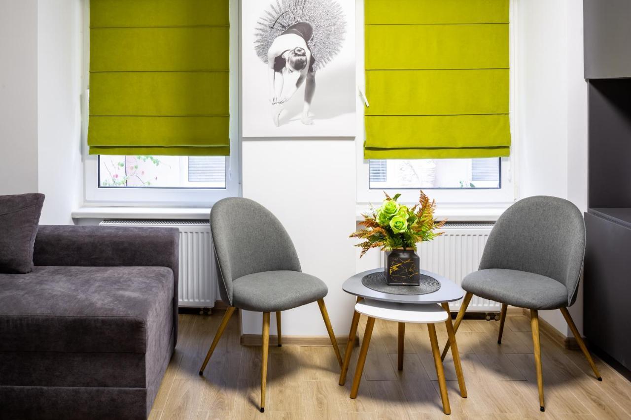 Alfa Apartments Staroevrejska 18 Lviv Buitenkant foto