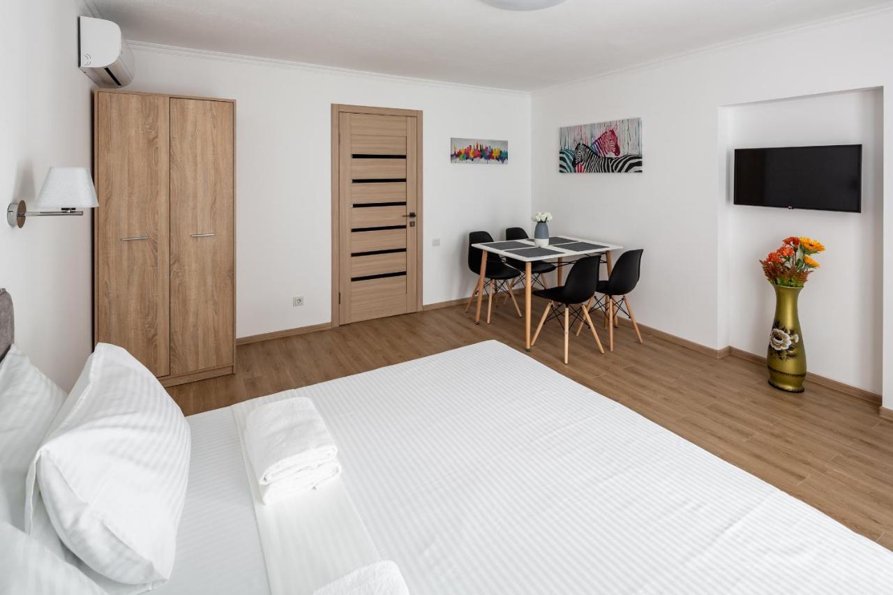 Alfa Apartments Staroevrejska 18 Lviv Buitenkant foto